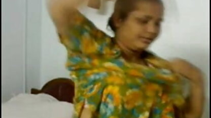 लिली दानव सेक्सी मूवी बीएफ फुल एचडी - सेक्सी गोथिक लड़की बिकनी में लड़की से नफरत करता है